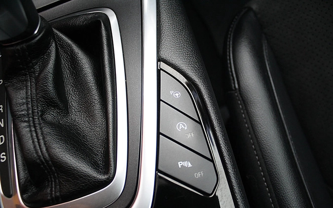 Ford S-Max cena 59900 przebieg: 31200, rok produkcji 2015 z Radom małe 742